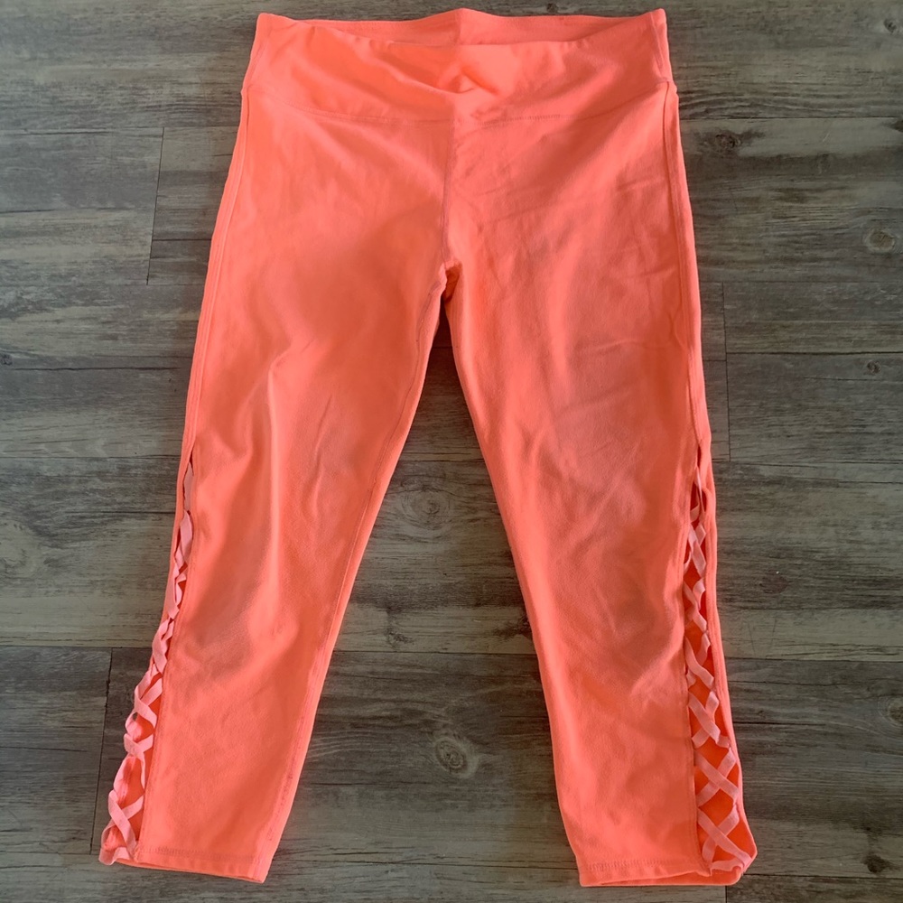 Fabletics Capri Leggings